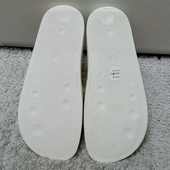 *Final Price* Rag & Bone White Pool Slides Shower Slides Size 9 NIB - Picture 5 of 7